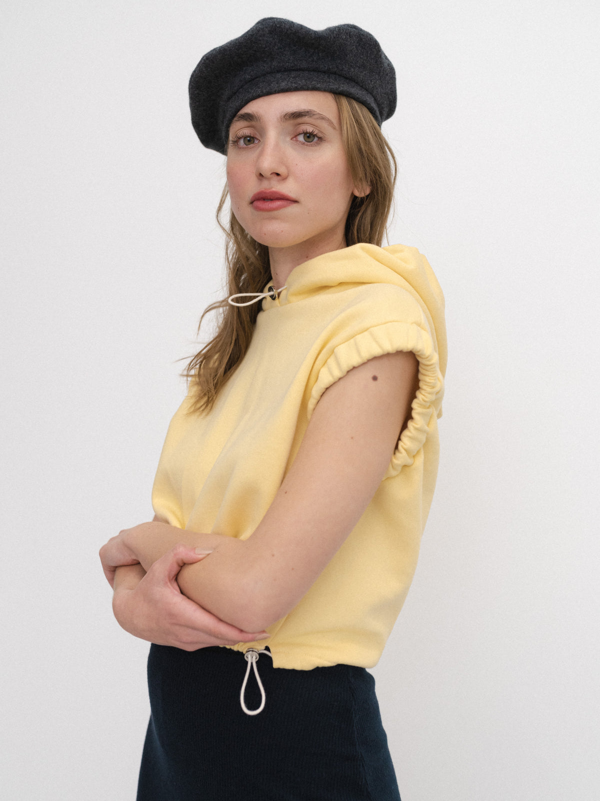 Vivi Vest Canary Yellow — OISAM